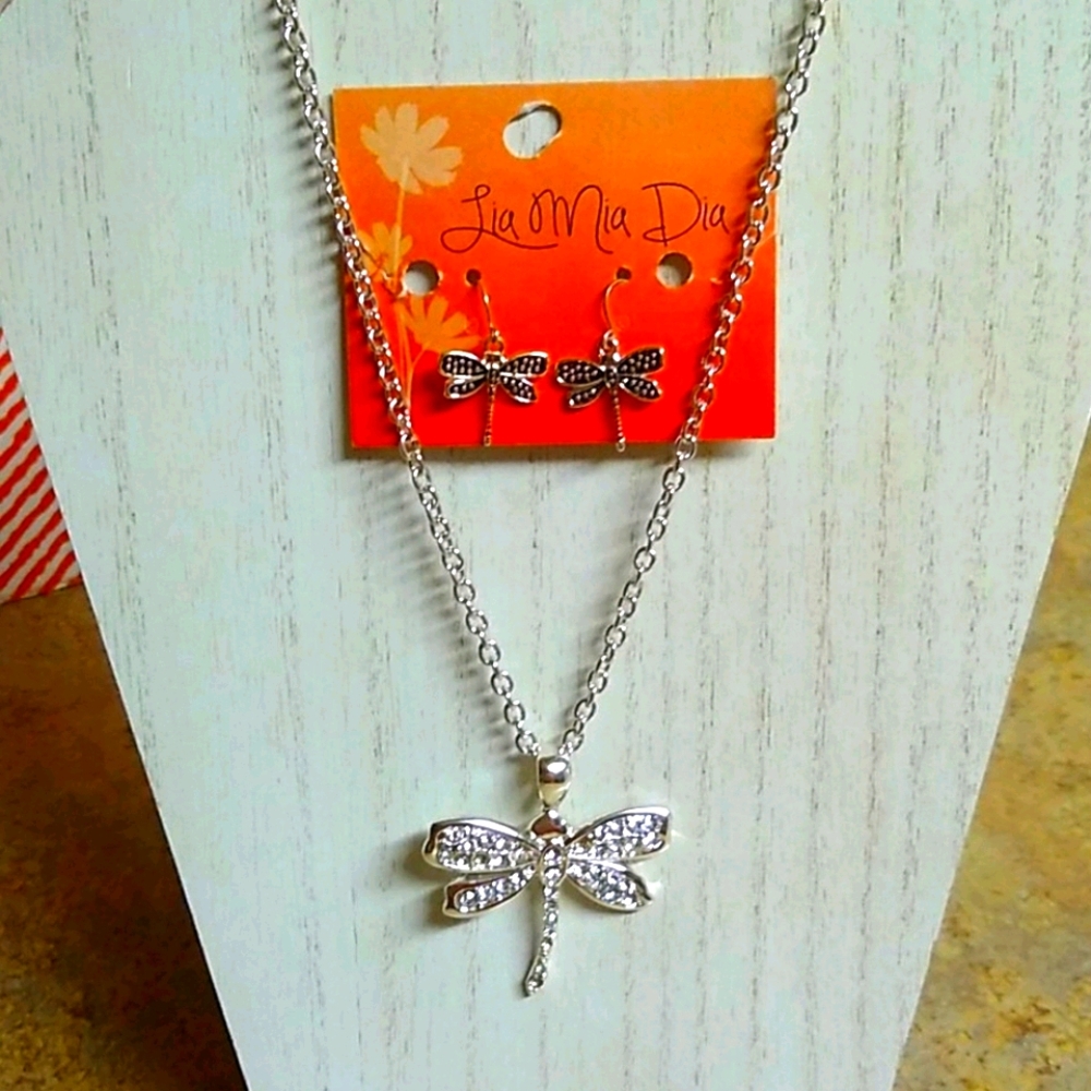 😻 3 For $15 Dragonfly Bling Necklace/Earring Set